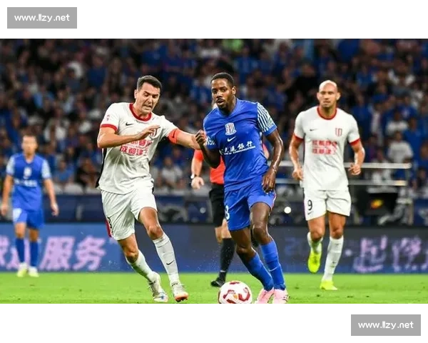 周定洋七连霸领跑!13.2 公里统治跑动榜,武汉三镇双核闪耀